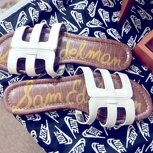 Sam Edelman white sandals size 8.5 Bought last year - Picture 4 of 4